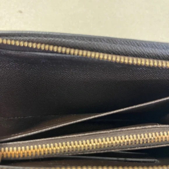 Louis Vuitton Damier Ebene Porte-Monnaie Zippy Wallet - Preowned - Picture 11 of 14
